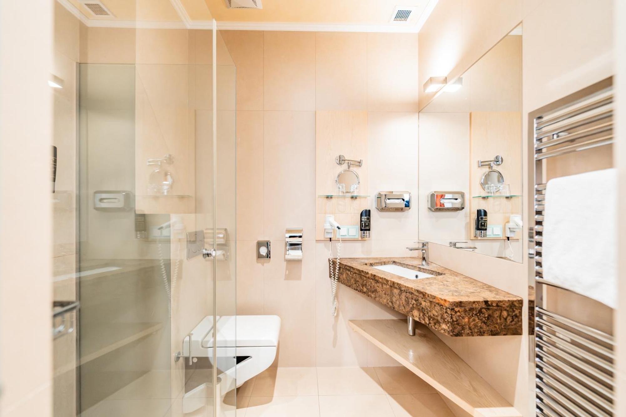 Superior Double Room,1690933002:JPEG