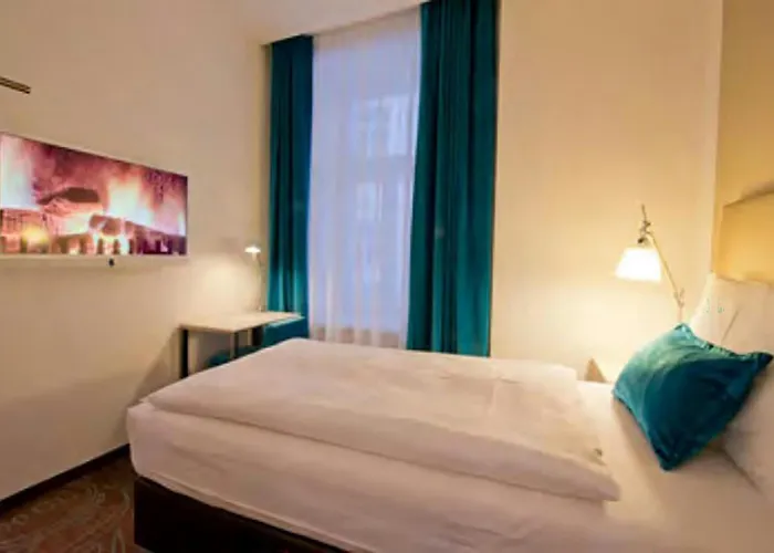 3-Sterne-Hotel: Motel One Wien-Staatsoper