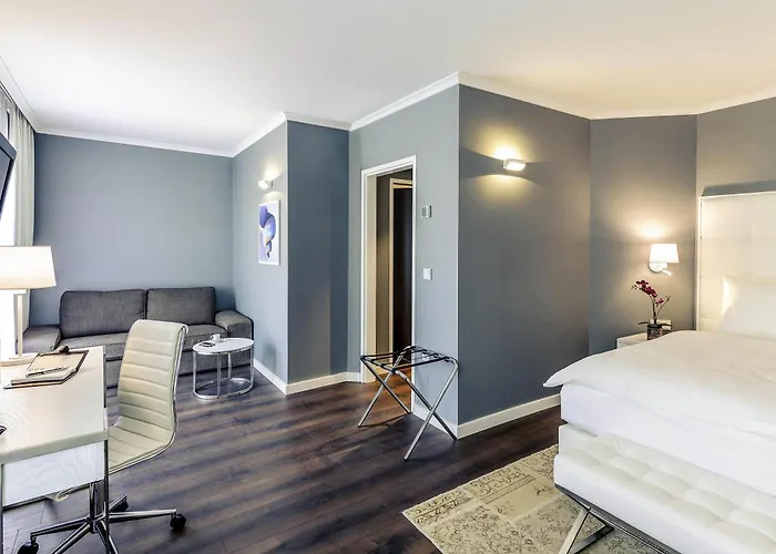 Hotel: Mercure Hotel Raphael Wien
